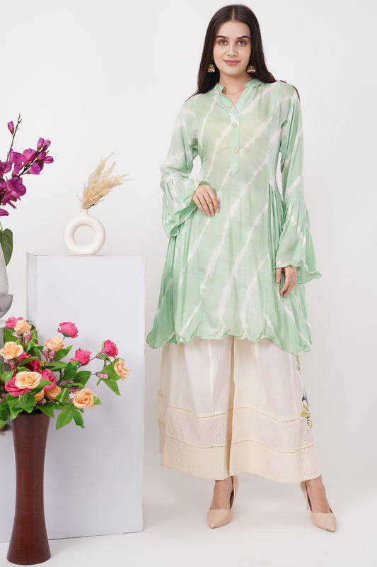 Green Tie and Dye Kurta Set with Bird Motif on Pants