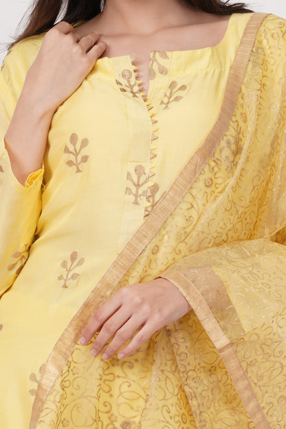 Yellow Leaf Motif Kurta Set