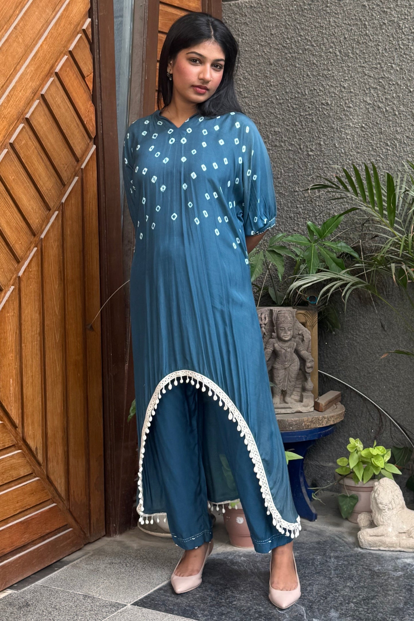 Teal Bandhni and Shell Co-ord Set