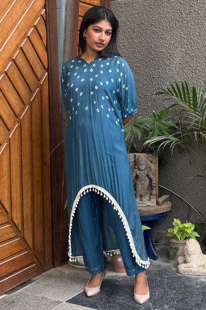 Teal Bandhni and Shell Co-ord Set